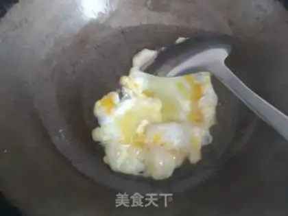 Make Eggs and ham and chicken step 2