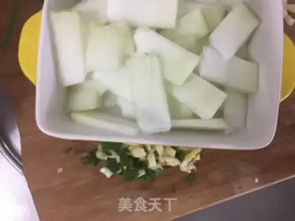 Make Shrimp-skin soup step 2