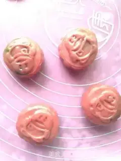Make ♪ The pink pink mooncake ♪ step 8