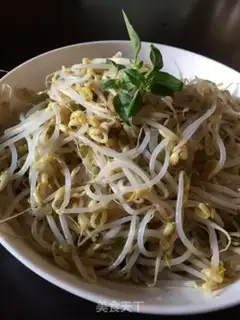 Make The green bean sprouts step 7