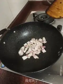 Make Pork-dry, bitter melon step 0