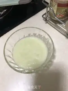 Make Three-colour fruit mud step 1
