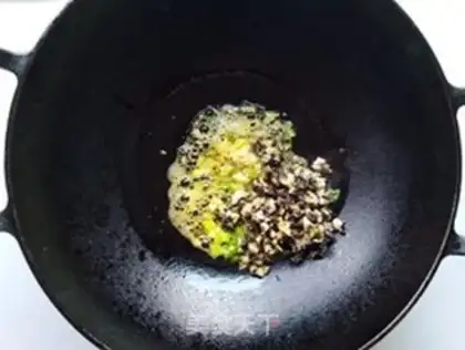 Make Scrambled eggs step 5
