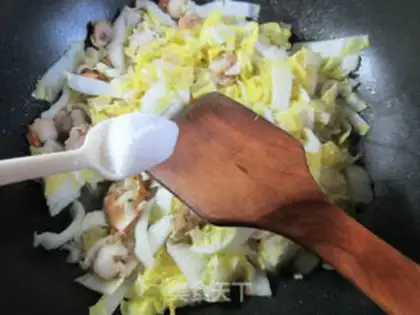 Make Scallops and dolls step 6