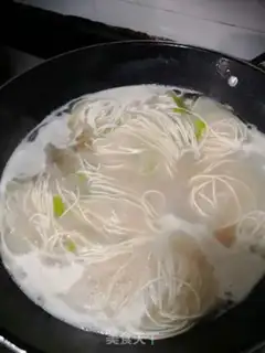Make Emerald noodles step 0