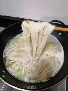 Make Emerald noodles step 1