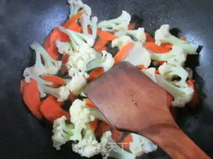 Make Carrot and broccoli step 3