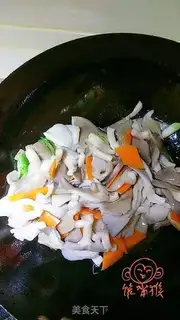 Make Scrambled mushrooms step 4