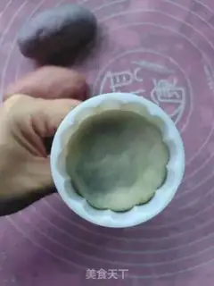 Make Toon ice cream mooncake step 9