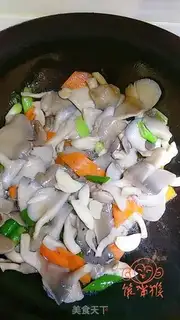 Make Scrambled mushrooms step 7