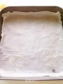 Make Red velvet phoenix step 12