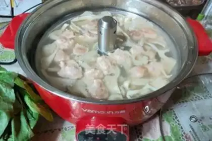 Make Shrimp spinach soup step 7