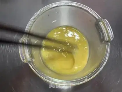 Make Autumn eggs step 1