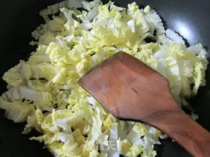 Make Crab stick dolls step 5