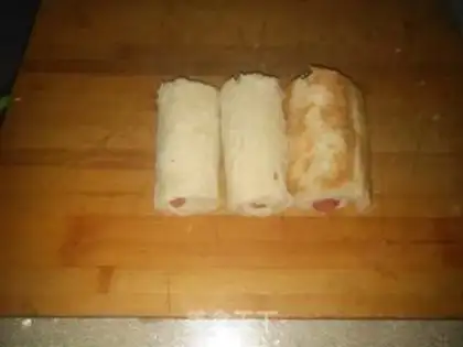Make Gold toast ham roll step 4