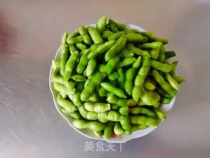 Make Spicy peanut beans step 1