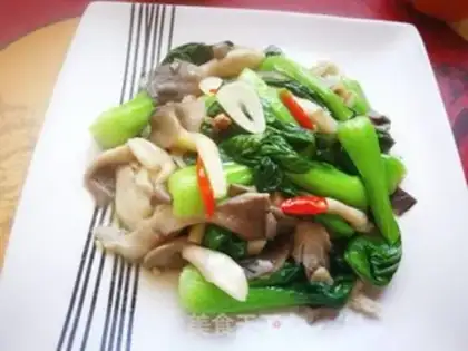 Make Shanghai has fried mushrooms step 6