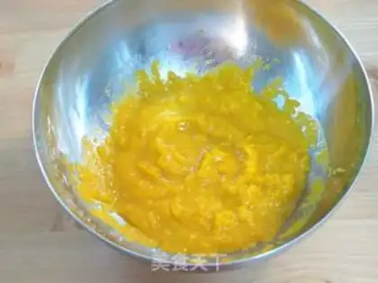 Make Pumpkin squirm step 2