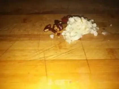 Make Pelican garlic and sea green step 2