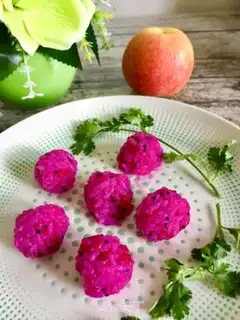 Make Riceball step 11