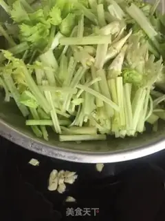 Make Shrimp pasta step 3