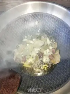 Make The Western Red Ox step 5