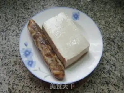 Make Spicy sausage tofu step 0