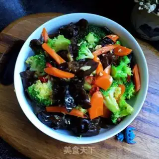 Make Garlic broccoli step 6