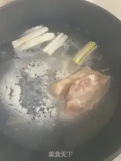 Make Spicy chicken silk step 4