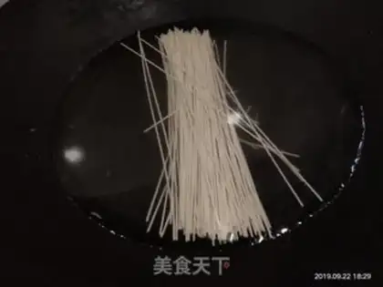 Make High noodles step 0