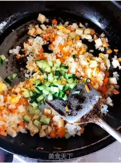 Make Fish intestines, eggs and rice step 4