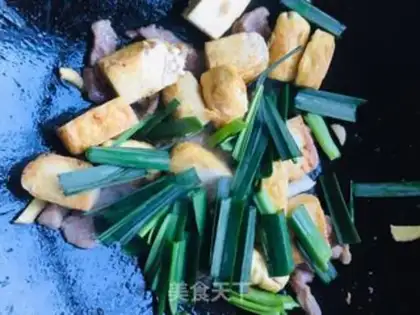 Make Skinny, salty beans and garlic step 10