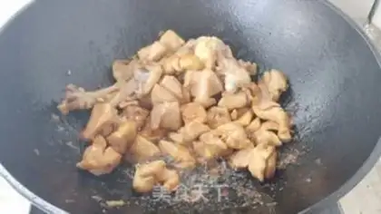 Make Chicken leg and potatoes step 4