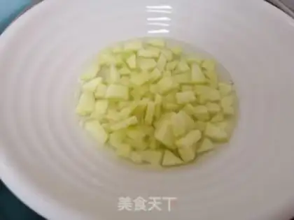 Make Apple sauce step 1