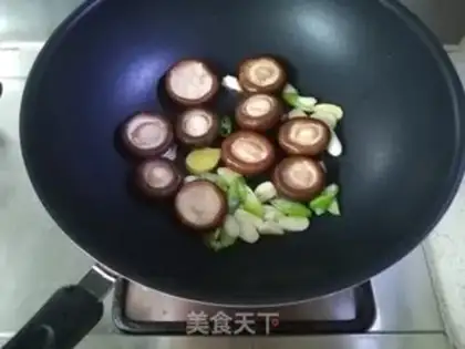 Make Pelican mushrooms step 2