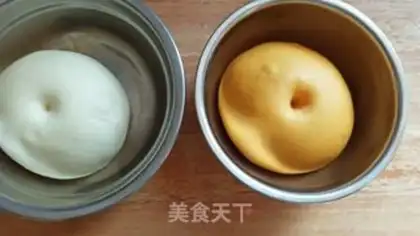 Make Pumpkin Double Roll step 2