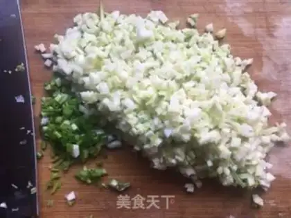 Make Squid egg oatmeal step 1