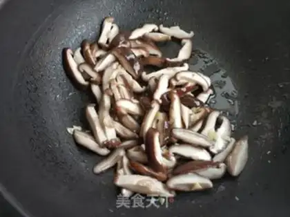 Make Mushroom oil step 7