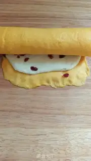 Make Pumpkin Double Roll step 7