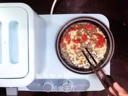 Make Spicy noodles step 5