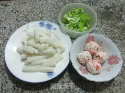 Make Cream shrimp-flavored pastry step 0