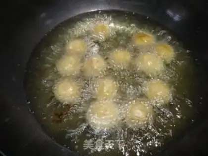 Make Riceball step 4