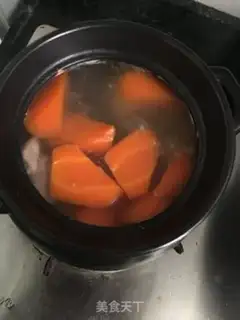 Make Carrot corn plate chestnut soup step 5