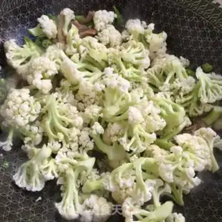 Make Homemade flowers step 4