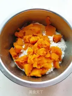 Make Pumpkin bumps step 2
