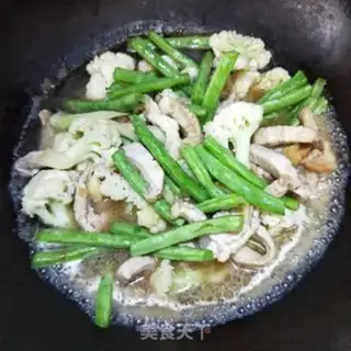 Make Four seasons of bean pickles step 6