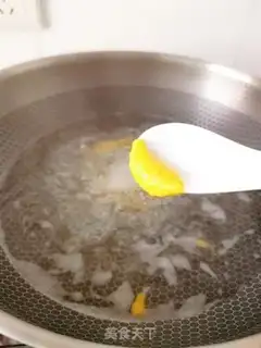 Make Pumpkin bumps step 5