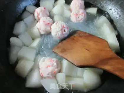 Make The fan shrimp ball boils radish step 9
