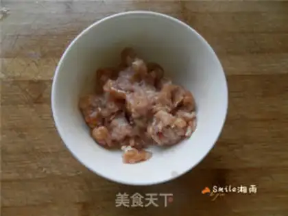 Make Tomato meat and four season beans step 1