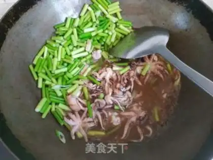 Make Garlic squid step 6